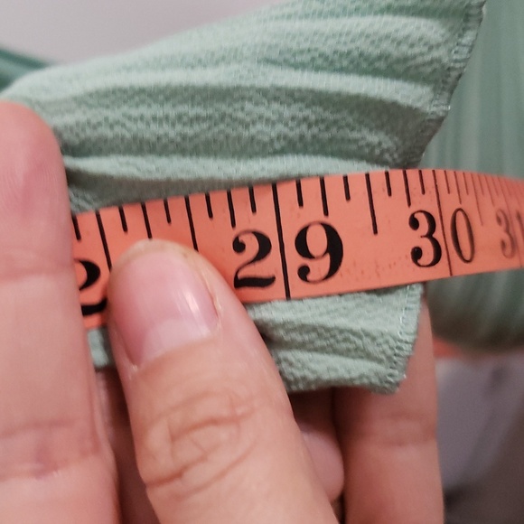 Zara Green Halter Jumpsuit with Flowing Wide-Leg Design Medium - Picture 14 of 16